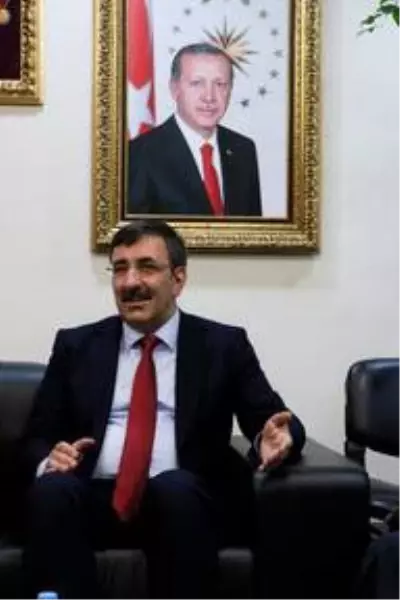 AK Parti Genel Başkan Yardımcısı Yılmaz: 'Güneydoğu Anadolu Bölgesi bir yük değil, varlık' AK Parti Genel Başkan Yardımcısı Yılmaz: 'Güneydoğu Anadolu Bölgesi bir yük değil, varlık'