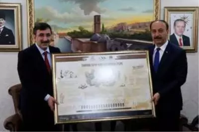 AK Parti Genel Başkan Yardımcısı Yılmaz: 'Güneydoğu Anadolu Bölgesi bir yük değil, varlık' AK Parti Genel Başkan Yardımcısı Yılmaz: 'Güneydoğu Anadolu Bölgesi bir yük değil, varlık'