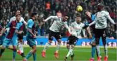 Beşiktaş, Trabzonspor ile 2-2 berabere kaldı Beşiktaş, Trabzonspor ile 2-2 berabere kaldı