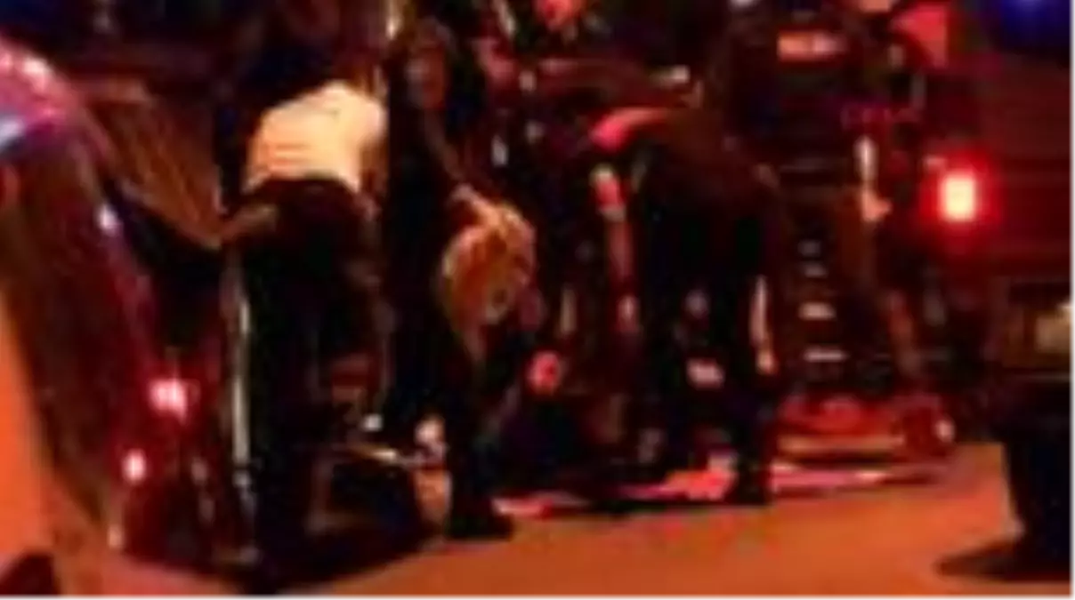 Beyoğlu'nda sokak ortasında silahlı saldırı: 1'i ağır, 2 yaralı