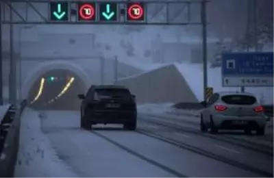Ilgaz Dağı'nda sis ve kar etkili oluyor