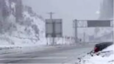 Ilgaz Dağı'nda sis ve kar etkili oluyor