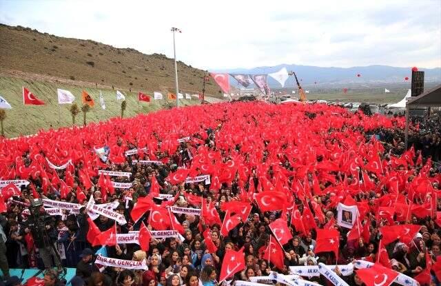 İzmir'deki açılışta konuşan Erdoğan, Kılıçdaroğlu'na çattı: Aranızda da ben mi göremiyorum?