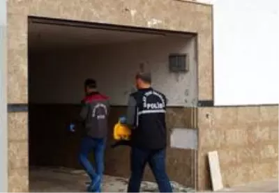 Kullanılmayan binanın asansör boşluğunda ölü bulundu