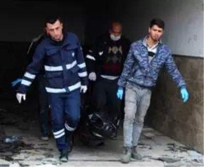 Kullanılmayan binanın asansör boşluğunda ölü bulundu