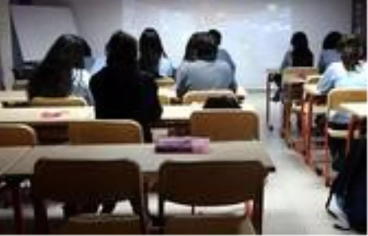 Liselerde sınıf geçmeyle ilgili yeni yönetmelik