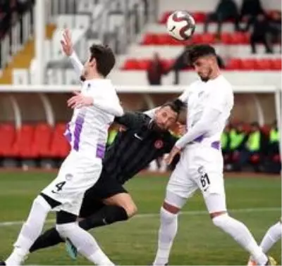 TFF 1. Lig: Ümraniyespor: 2 - Keçiörengücü: 0