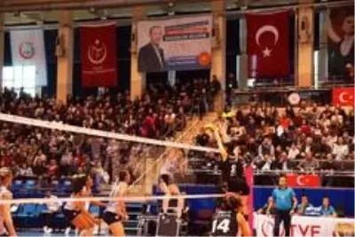 Vestel Venus Sultanlar Ligi: Aydın Büyükşehir Belediyespor: 1 - Eczacıbaşı Vitra: 3 Vestel Venus Sultanlar Ligi: Aydın Büyükşehir Belediyespor: 1 - Eczacıbaşı Vitra: 3