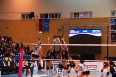 Vestel Venus Sultanlar Ligi: Aydın Büyükşehir Belediyespor: 1 - Eczacıbaşı Vitra: 3 Vestel Venus Sultanlar Ligi: Aydın Büyükşehir Belediyespor: 1 - Eczacıbaşı Vitra: 3