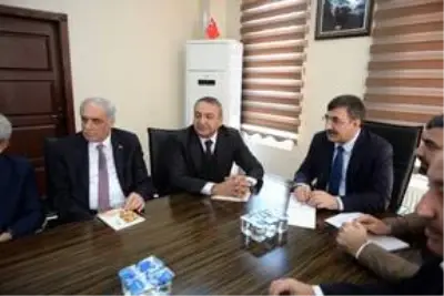 AK Parti Genel Başkan Yardımcısı Yılmaz Mardin'de iş adamlarıyla buluştu Açıklaması