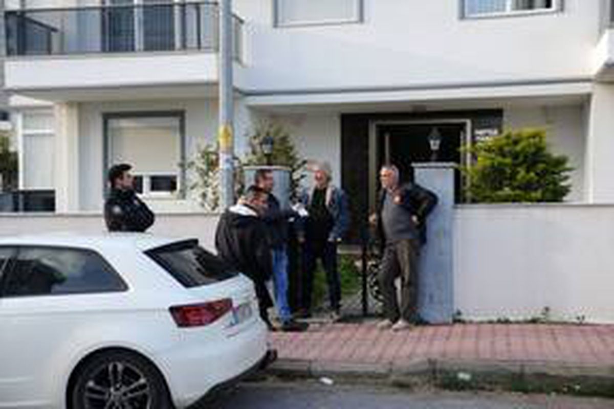 Antalya'da yaşlı kadın evinde ölü bulundu