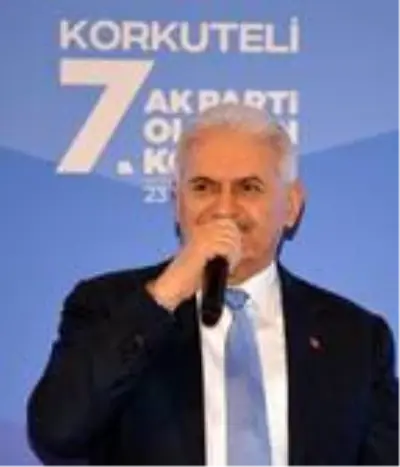 Binali Yıldırım: Sosyal medyada yalan haber yaparak etki oluşturmayı başardılar Binali Yıldırım: Sosyal medyada yalan haber yaparak etki oluşturmayı başardılar