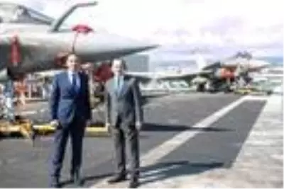 Fransa savaş gemisini Kıbrıs'a gönderdi, ABD üs inşa etmeye başladı