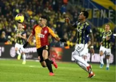 Radamel Falcao'dan 6. gol Radamel Falcao'dan 6. gol