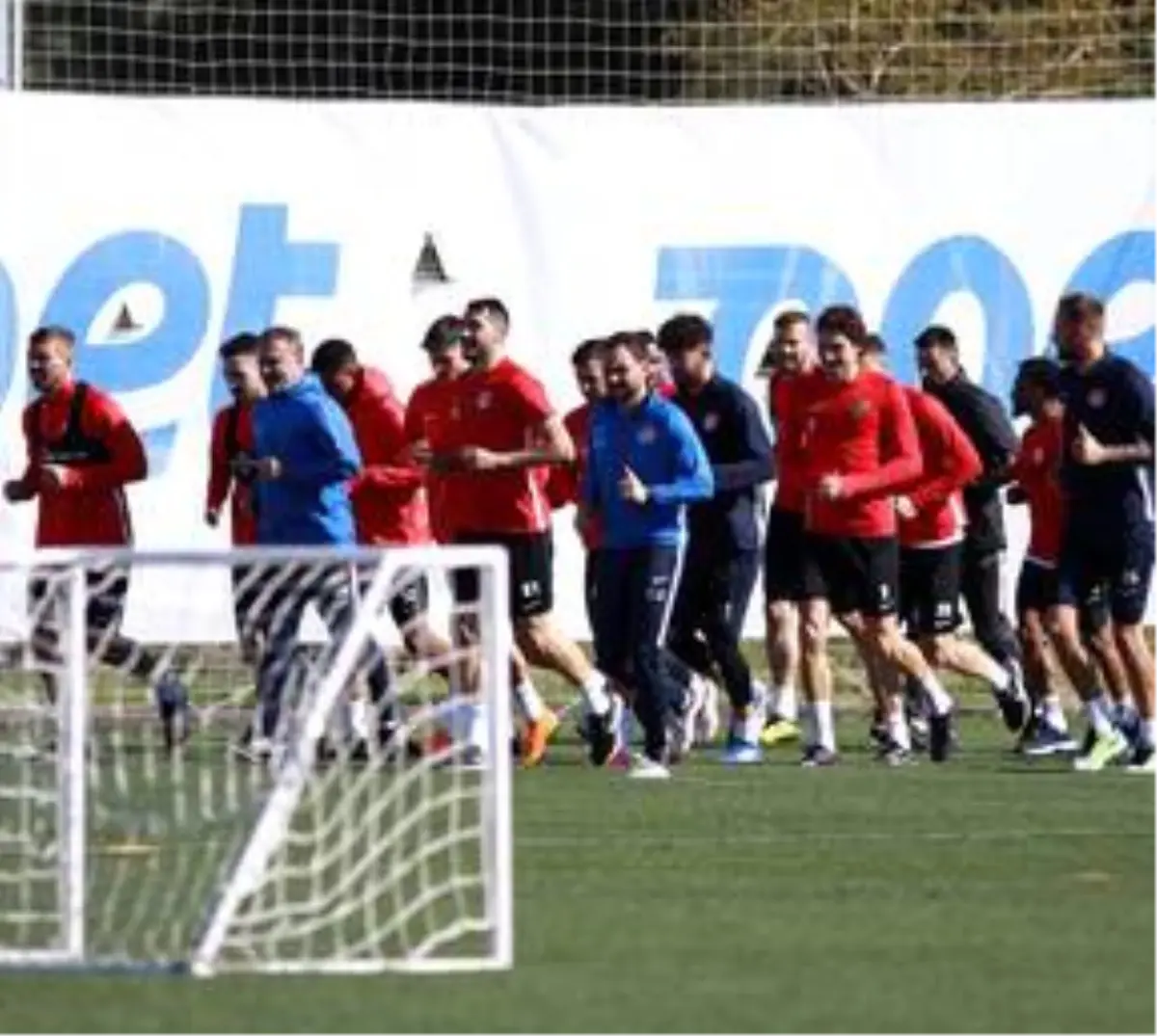 Antalyaspor, Fenerbahçe maçı hazırlıklarına başladı