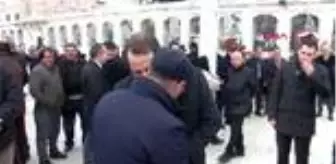 Mehmet Ergün: Bakan albayrak i.ü. cerrahpaşa rektörünün annesinin cenaze törenine katıldı Mehmet Ergün: Bakan albayrak i.ü. cerrahpaşa rektörünün annesinin cenaze törenine katıldı