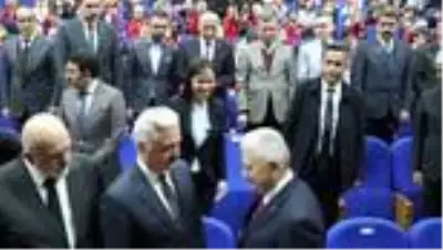 Binali Yıldırım'a fahri doktora ünvanı verildi Binali Yıldırım'a fahri doktora ünvanı verildi