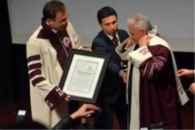 Binali Yıldırım'a Süleyman Demirel Üniversitesi'nden fahri doktora payesi Binali Yıldırım'a Süleyman Demirel Üniversitesi'nden fahri doktora payesi
