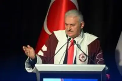 Binali Yıldırım'a Süleyman Demirel Üniversitesi'nden fahri doktora payesi Binali Yıldırım'a Süleyman Demirel Üniversitesi'nden fahri doktora payesi