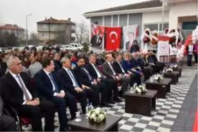 Hayırsever Tan çiftinden sağlık ocağı Hayırsever Tan çiftinden sağlık ocağı