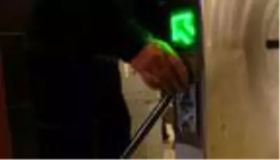 İstanbul'da ücretli tuvalet tartışması İstanbul'da ücretli tuvalet tartışması