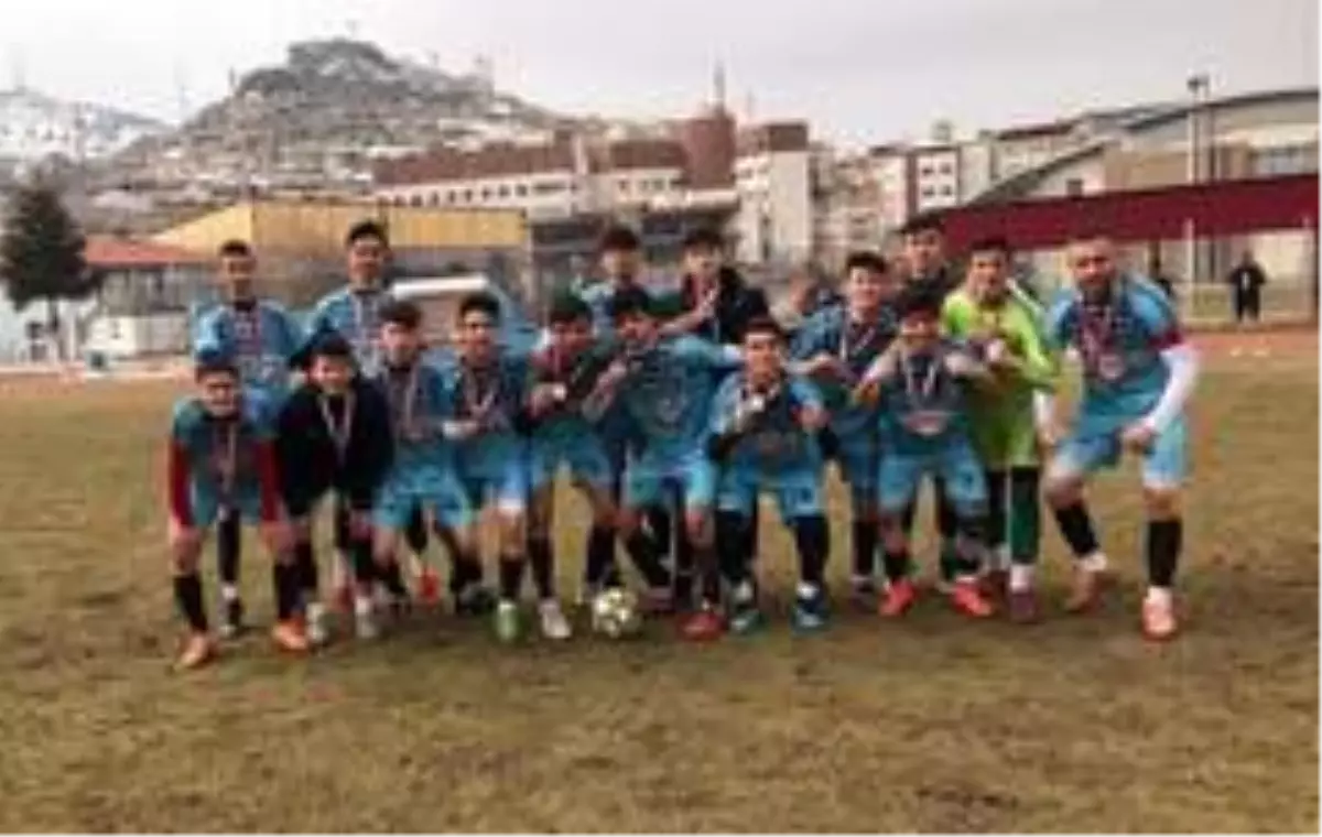 Özel Kayseri OSB Vakfı Mesleki ve Teknik Anadolu Lisesi yarı finalde