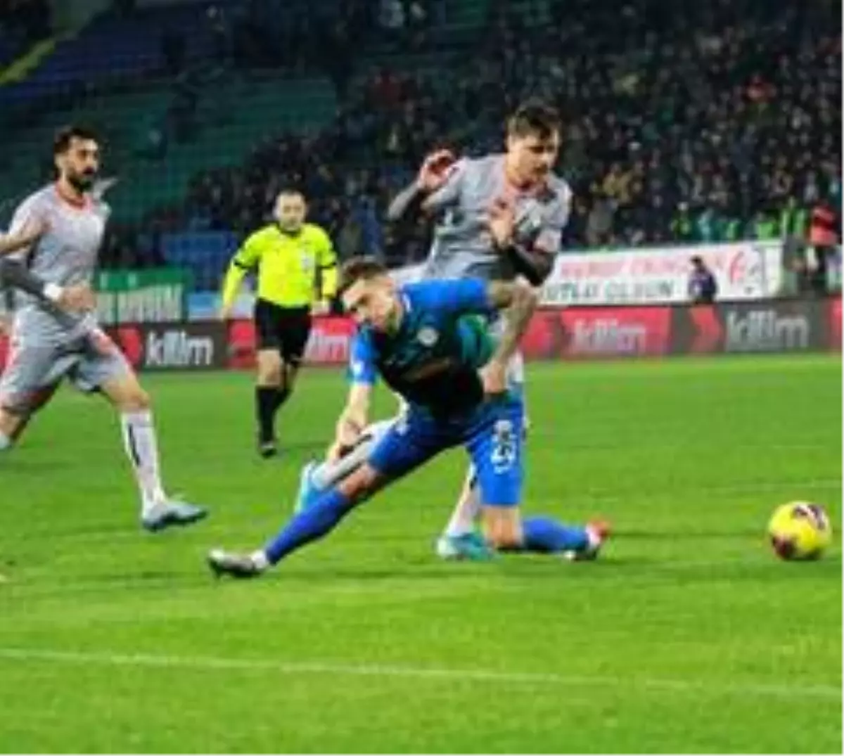 Süper Lig: Çaykur Rizespor: 0 - Medipol Başakşehir: 1