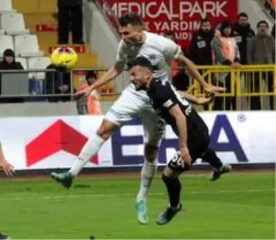 Süper Lig: Kasımpaşa: 1 - Denizlispor: 0 (İlk yarı) Süper Lig: Kasımpaşa: 1 - Denizlispor: 0 (İlk yarı)