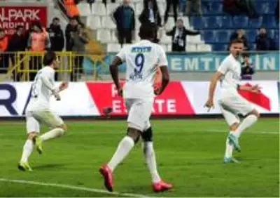 Süper Lig: Kasımpaşa: 1 - Denizlispor: 0 (İlk yarı) Süper Lig: Kasımpaşa: 1 - Denizlispor: 0 (İlk yarı)
