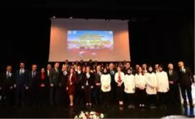 Trabzon'un 102. kurtuluş yıl dönümü çeşitli etkinliklerle kutlandı Trabzon'un 102. kurtuluş yıl dönümü çeşitli etkinliklerle kutlandı