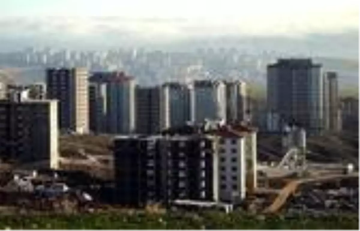 Yapı ruhsatları sayısı yarıya indi