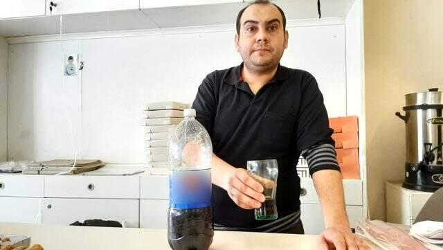 25 yıldır kola bağımlısı olan adam günde 5 litre kola içiyor