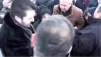 Almanya'daki ırkçı terör saldırısı kurbanı Gültekin'in cenazesi defnedildi