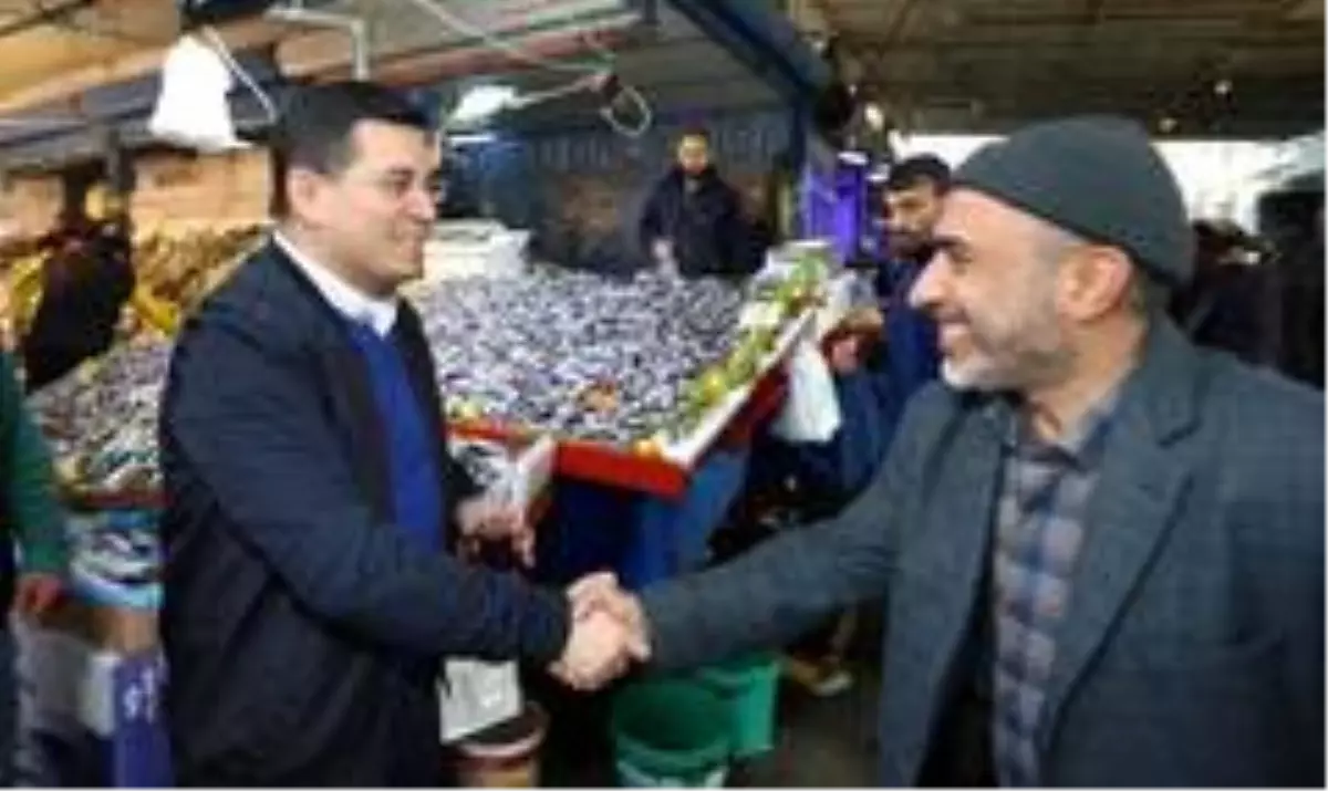 Başkan Tütüncü semt pazarlarında vatandaşla buluştu