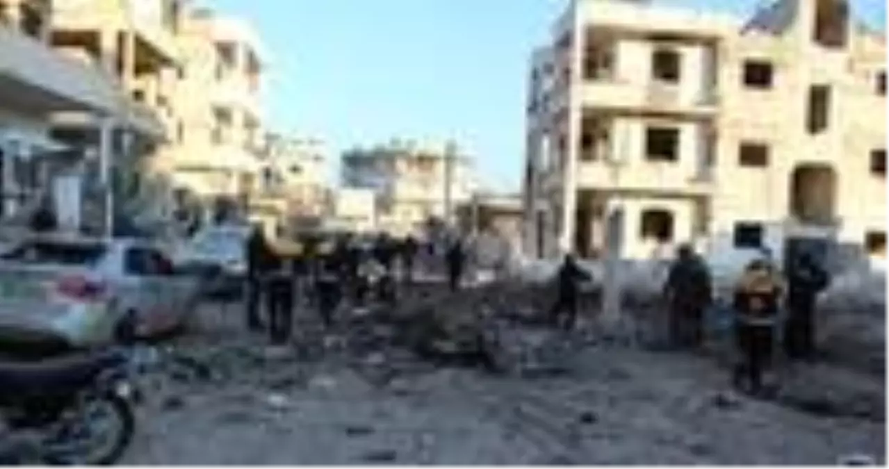 Esed rejimi ve destekçisi Rusya, İdlib'de sivilleri hedef aldı: 20 ölü