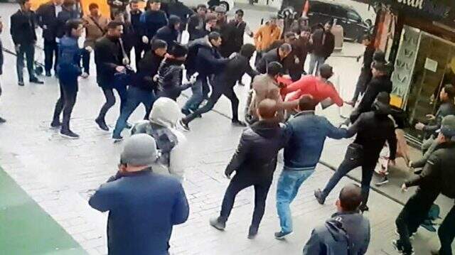 İranlı gaspçıları vatandaşlar yakaladı! Olay anı kamerada