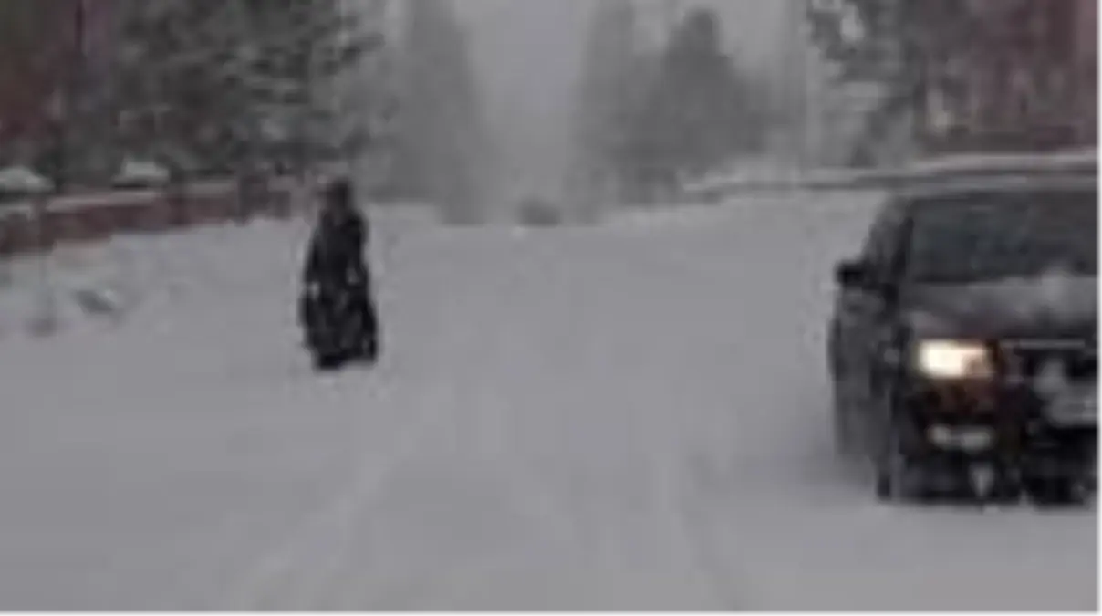 Kar ve tipi ulaşımı aksatıyor