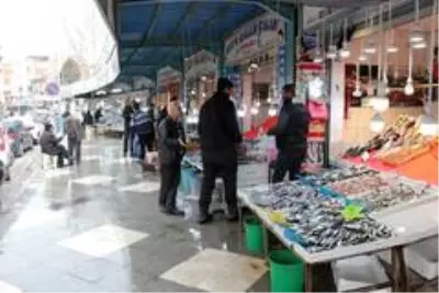 (Özel) Balıkçılar açıkladı: 'Böyle giderse balıkçılık biter' (Özel) Balıkçılar açıkladı: 'Böyle giderse balıkçılık biter'
