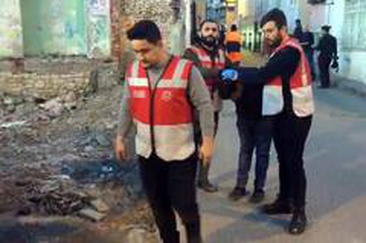 Yoğun alkol kokusu olan polisin dikkati sahte içki yapan imalathaneyi ortaya çıkardı