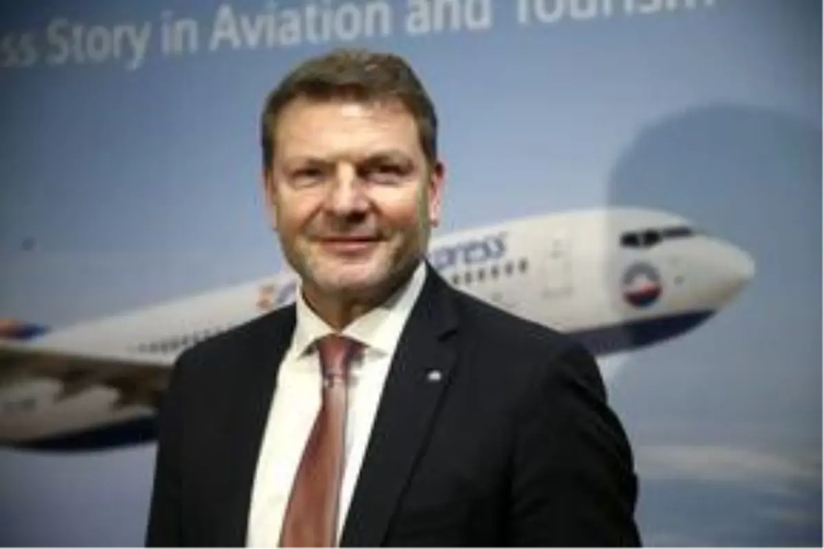 SunExpress Üst Yönetici Bischof: 'Küresel havacılık sektörü ılımlı büyüyecek'