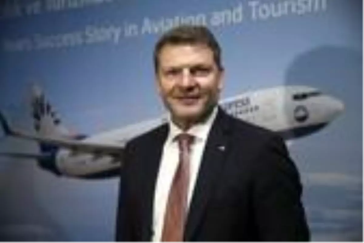 SunExpress Üst Yöneticisi Bischof: Küresel havacılık sektörü ılımlı büyüyecek