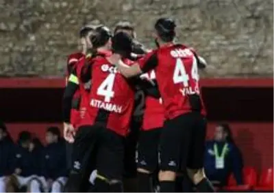 TFF 1. Lig: Fatih Karagümrük: 2 - Eskişehirspor: 0