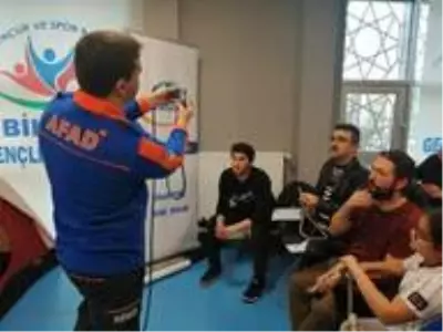 AFAD gönüllülerine eğitimi verildi AFAD gönüllülerine eğitimi verildi
