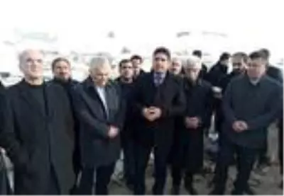 CHP heyeti Başkale deprem bölgesinde CHP heyeti Başkale deprem bölgesinde