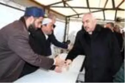Deprem bölgesindeki çalışmalar sürüyor(2) Deprem bölgesindeki çalışmalar sürüyor(2)