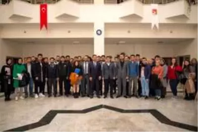 Doğu Türkistan Milli Meclisi Başkanı Tümtürk'ten 'Doğu Türkistan' konferansı Doğu Türkistan Milli Meclisi Başkanı Tümtürk'ten 'Doğu Türkistan' konferansı