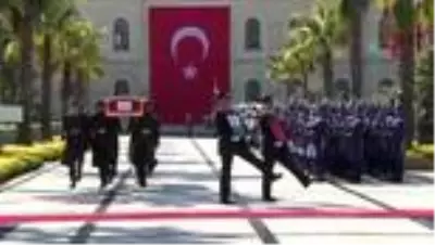 Emekli Orgeneral Köksal son yolculuğuna uğurlandı (2) Emekli Orgeneral Köksal son yolculuğuna uğurlandı (2)
