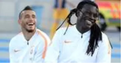 Gomis'ten Belhanda'ya doğum günü mesajı: Umarım sezon sonu kutlamalarda ağlarsın