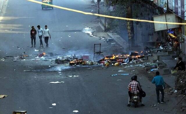 Hindistan'da protestolarda ölenlerin sayısı 20'ye yükseldi