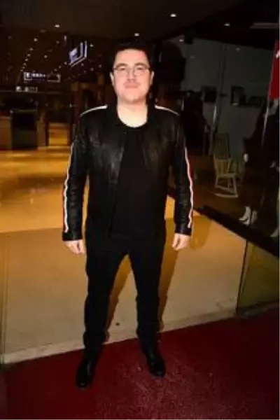 İbrahim Büyükak: Bu mankenden daha yakışıklıyım İbrahim Büyükak: Bu mankenden daha yakışıklıyım